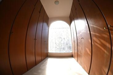 پانسیون Room In Guest Room   20 Suite For 2 People