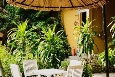 تختخواب و صبحانه Pao S Leisure Homestay