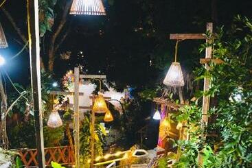 تختخواب و صبحانه Pao S Leisure Homestay