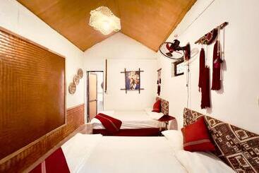 تختخواب و صبحانه Pao S Leisure Homestay