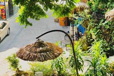 تختخواب و صبحانه Pao S Leisure Homestay