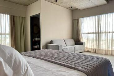 هتل 9006 Suites Natal