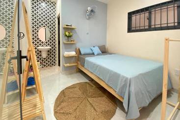 هتل Dear House Near Bai Sau Beach