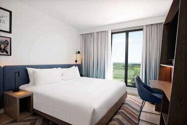 هتل Hampton By Hilton High Wycombe