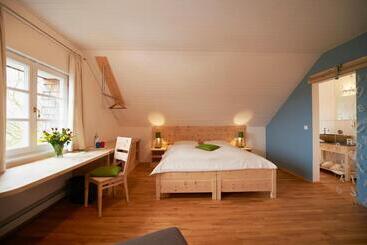 Lindengut Biohotel & Bio Herberge