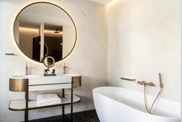 Radisson Collection Hotel, Magdalena Plaza Sevilla