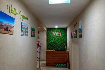 هتل Willy Hostel