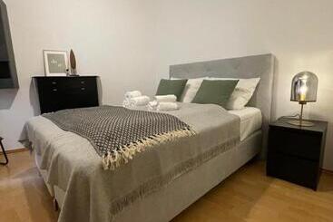 پانسیون Bording Appartment La Romantica