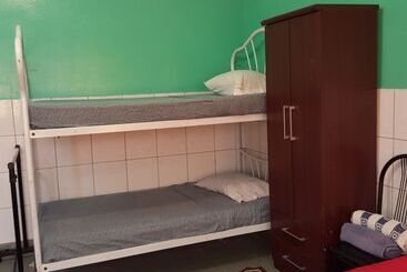 پانسیون Caribbean Tourist Villa Guest House