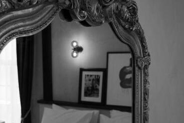 Boutique Hotel & Restaurant Frenchie
