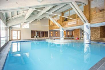 هتل Hôtel Club Mmv Les 2 Domaines