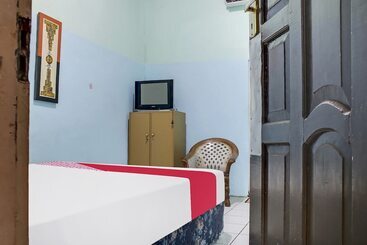 هتل Oyo 90316  Candri Pelaihari