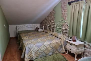 هتل Posada Las Mozas
