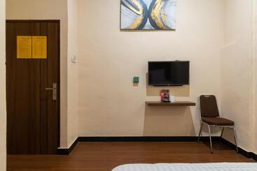 هتل Reddoorz Plus Near Ramayana Pematangsiantar