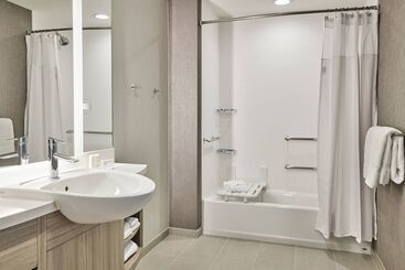 هتل Springhill Suites By Marriott Chicago Chinatown