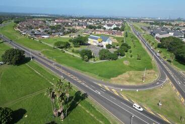 هتل Sun1 Richards Bay
