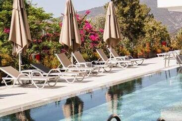 Payava Hotel By True Blue