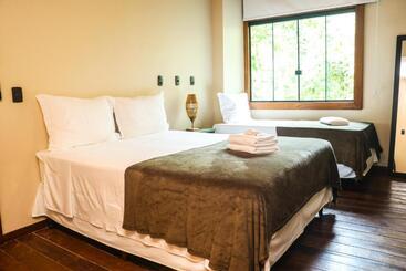 پانسیون Bossa Beach House