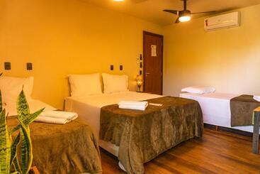 پانسیون Bossa Beach House