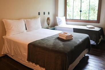 پانسیون Bossa Beach House