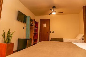 پانسیون Bossa Beach House