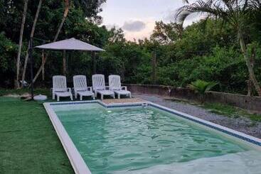 پانسیون Bossa Beach House