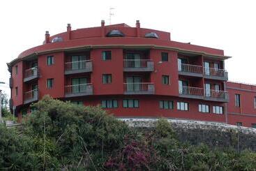 Aparthotel El Galeón