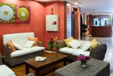 Aparthotel El Galeón