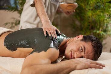 Azalia Beach Hotel Balneo & Spa