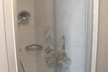 تختخواب و صبحانه A Casa Radici