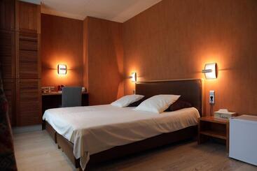 تختخواب و صبحانه A Casa Radici