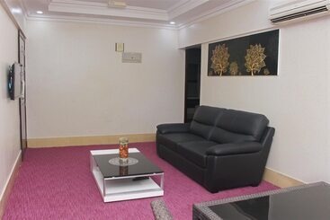Delmon Hotel Apartments