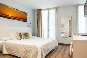 Agusti Hostal