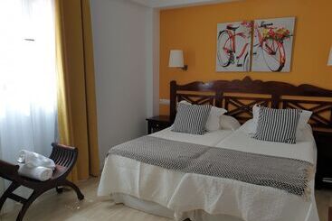 مسافرخانه Boutique Las Arenas