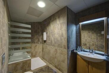 Al Khoory Hotel Apartments Al Barsha