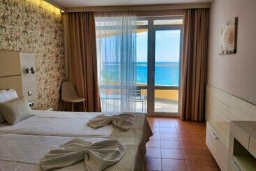 هتل Aphrodite Beach