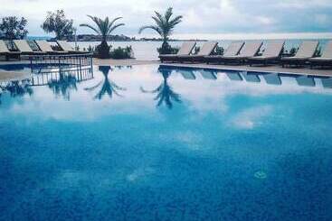 هتل Aphrodite Beach