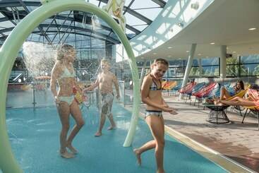 Aqua Dome 4 Sterne Superior Hotel & Tirol Therme Längenfeld