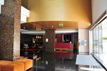 هتل Axis Porto Business & Spa