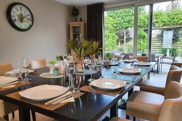 هتل B&b De Edelsteen