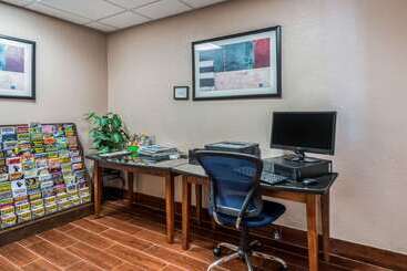 هتل Comfort Inn & Suites Panama City North