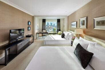 هتل Crown Towers Melbourne