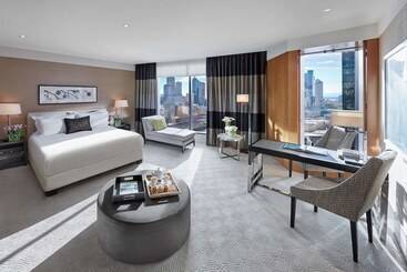 هتل Crown Towers Melbourne