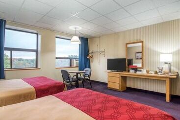هتل Econo Lodge