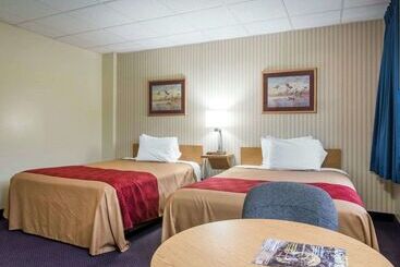 هتل Econo Lodge