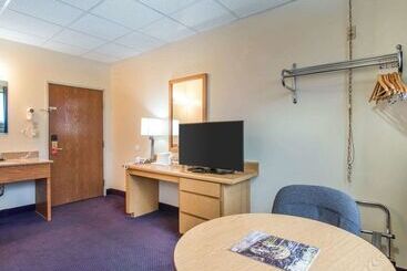 هتل Econo Lodge