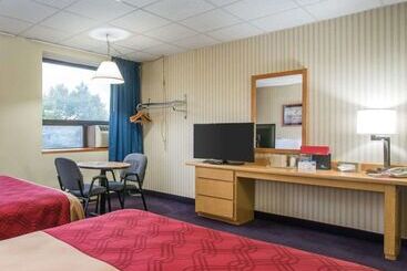 هتل Econo Lodge