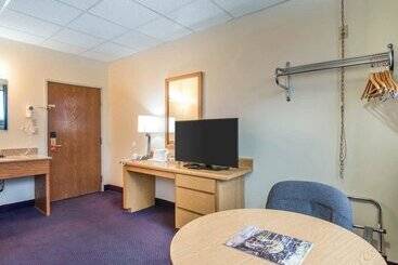هتل Econo Lodge