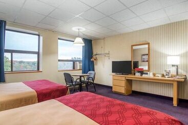 هتل Econo Lodge