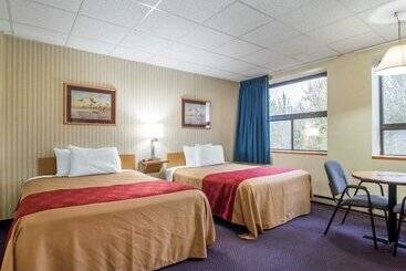 هتل Econo Lodge